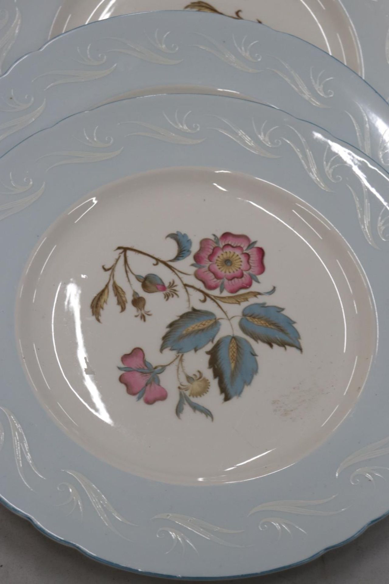 SIX SHELLEY FLORAL PLATES 27.5 CM - Image 2 of 5