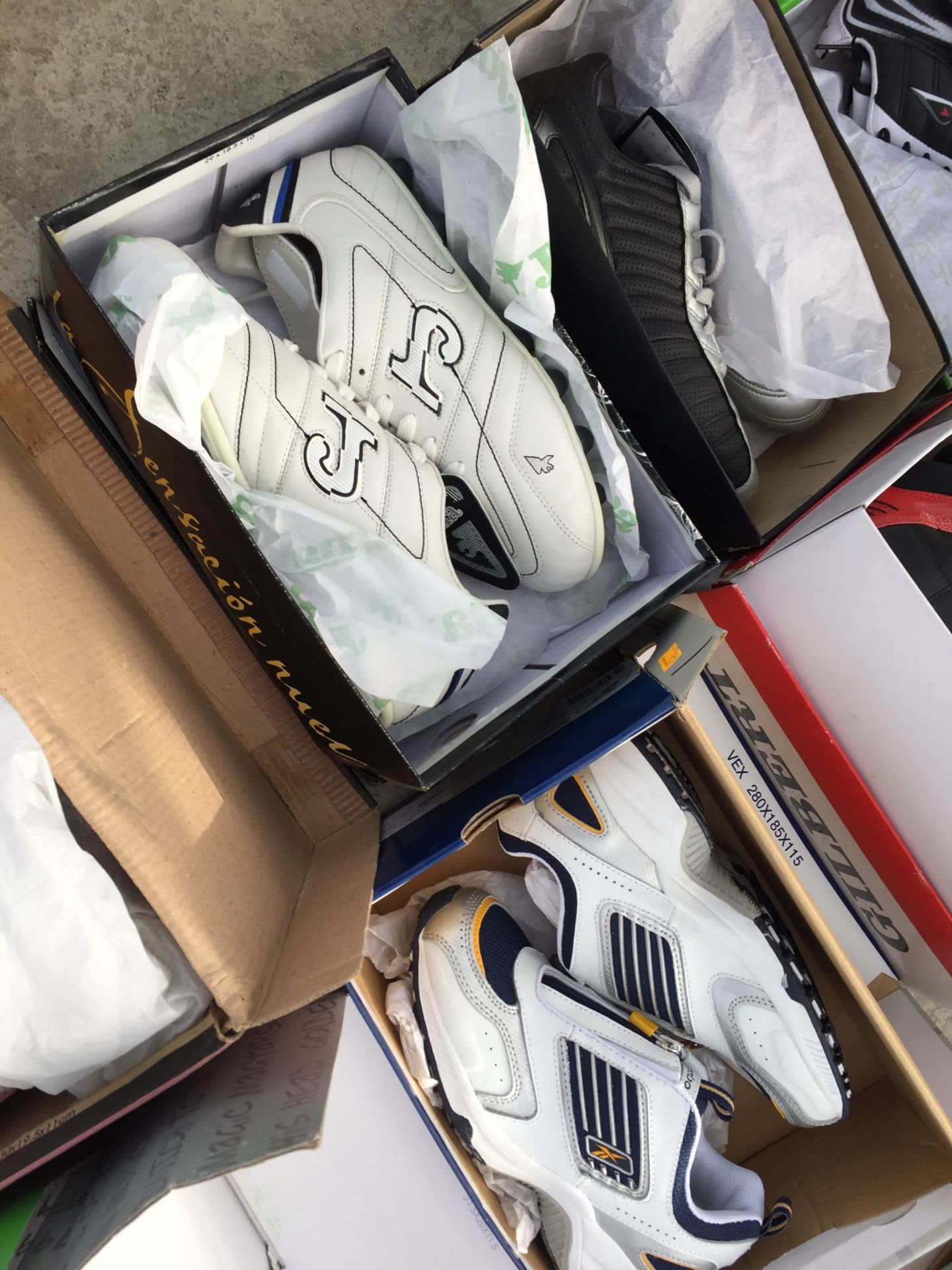 TEN PAIRS OF AS NEW AND BOXED SPORTS BOOTS AND TRAINERS - Image 4 of 5