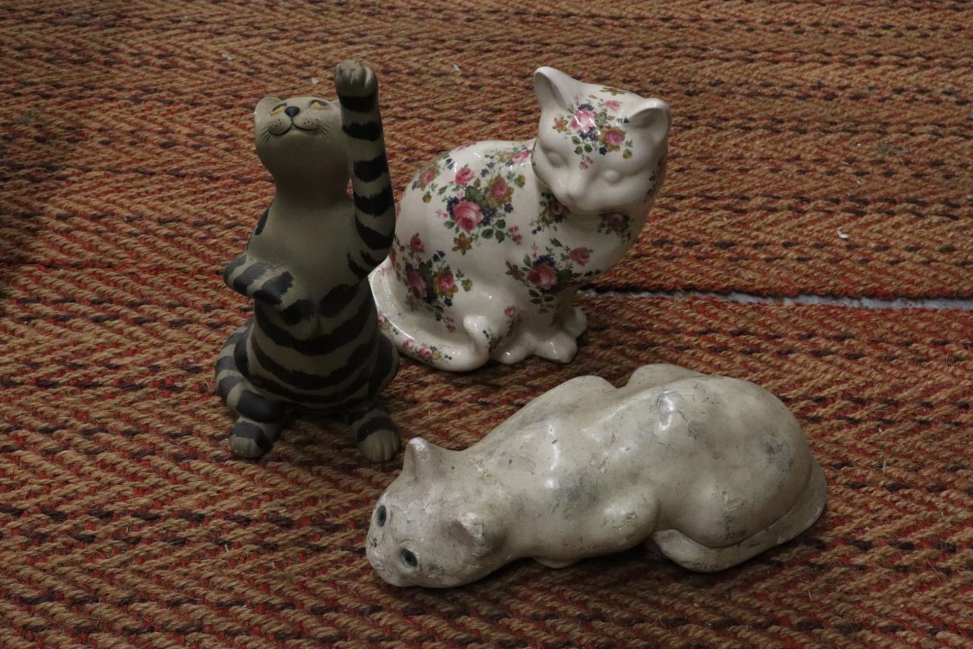 THREE LARGE MODELS OF CATS