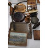 A MIXED VINTAGE LOT TO INCLUDE A BRASS PLAQUE, BOOT'S DOUBLE ENDED FEEDING BOTTLE, WOODEN