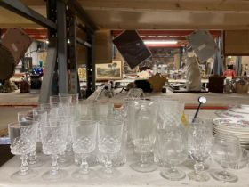 A LARGE QUANTITY OF GLASSES TO INCLUDE WINE, SHERRY, TANKARDS, ETC PLUS A CUT GLASS BASKET BOWL