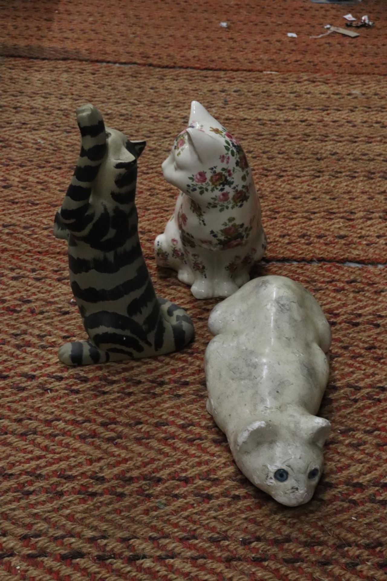 THREE LARGE MODELS OF CATS - Image 5 of 7