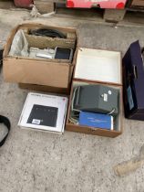 AN ASSORTMENT OF ITEMS TO INCLUDE A PROJECTOR AND A HUAWEI ROUTER