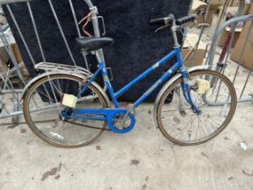 A VINTAGE LADIES TRIUMPH BIKE