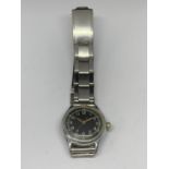 A WW2 BULOVA MILITARY ISSUE WATCH 1940'S