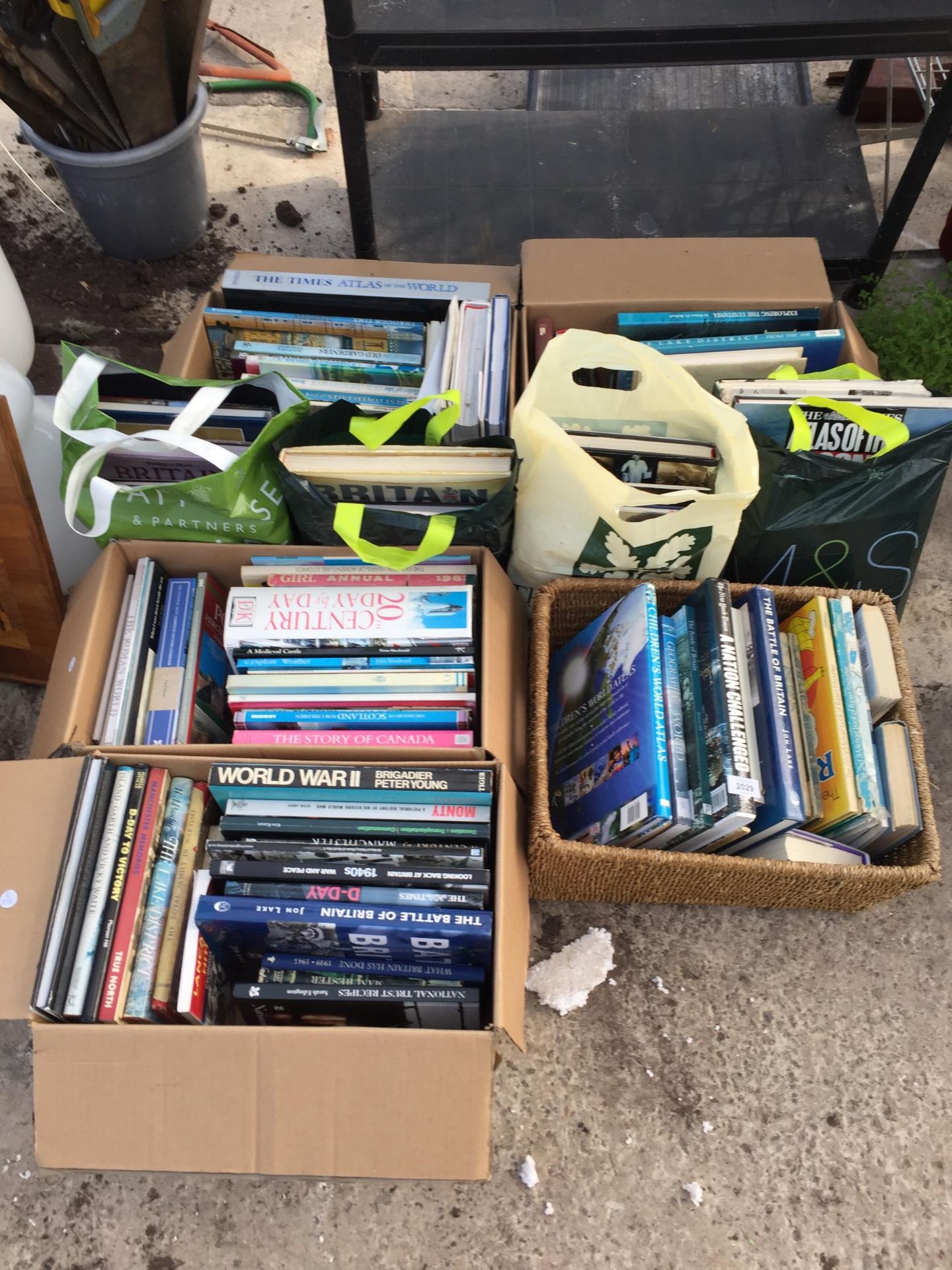 A LARGE ASSORTMENT OF VARIOUS BOOKS