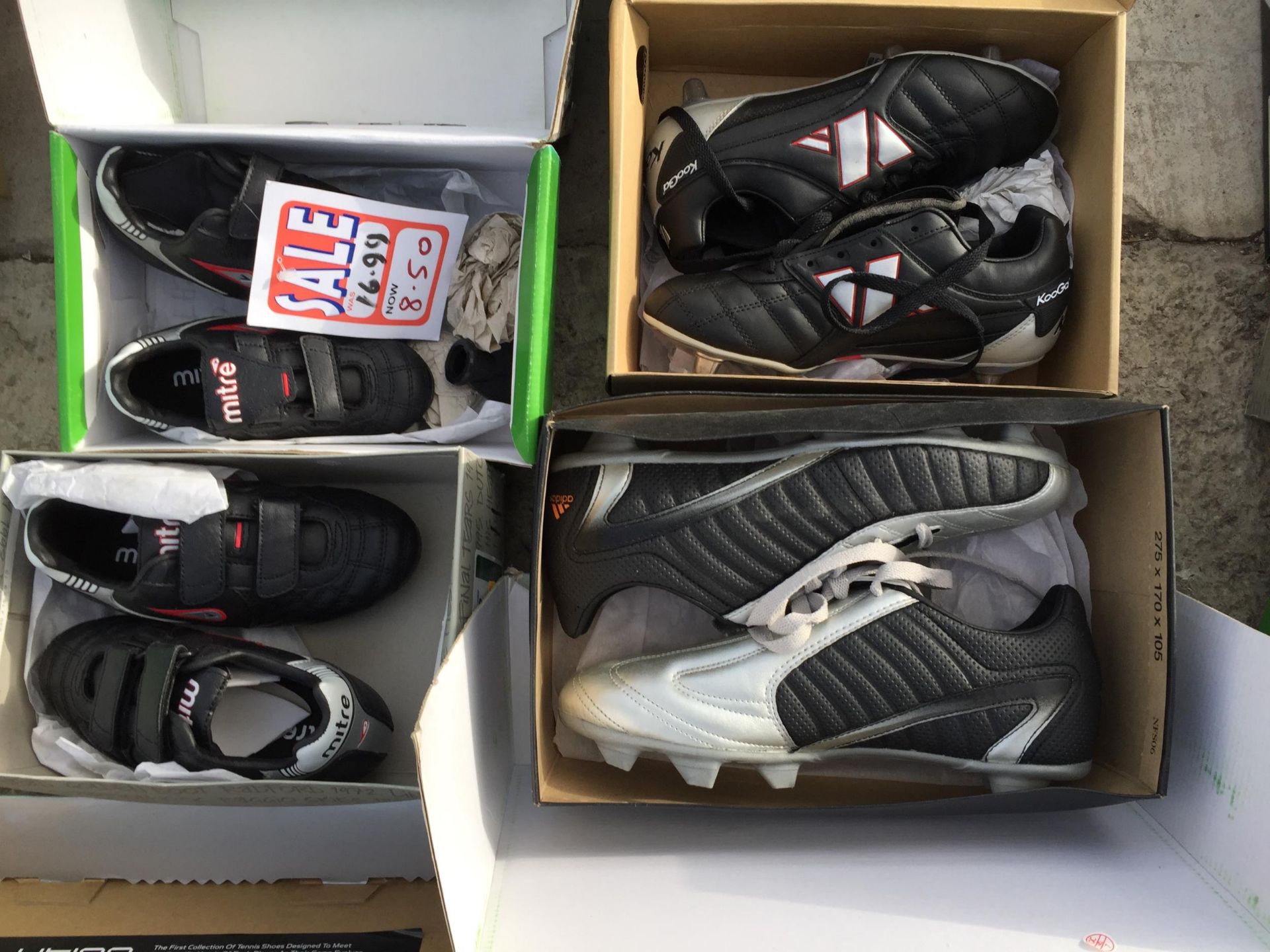 TEN PAIRS OF AS NEW AND BOXED SPORTS BOOTS AND TRAINERS - Image 3 of 4