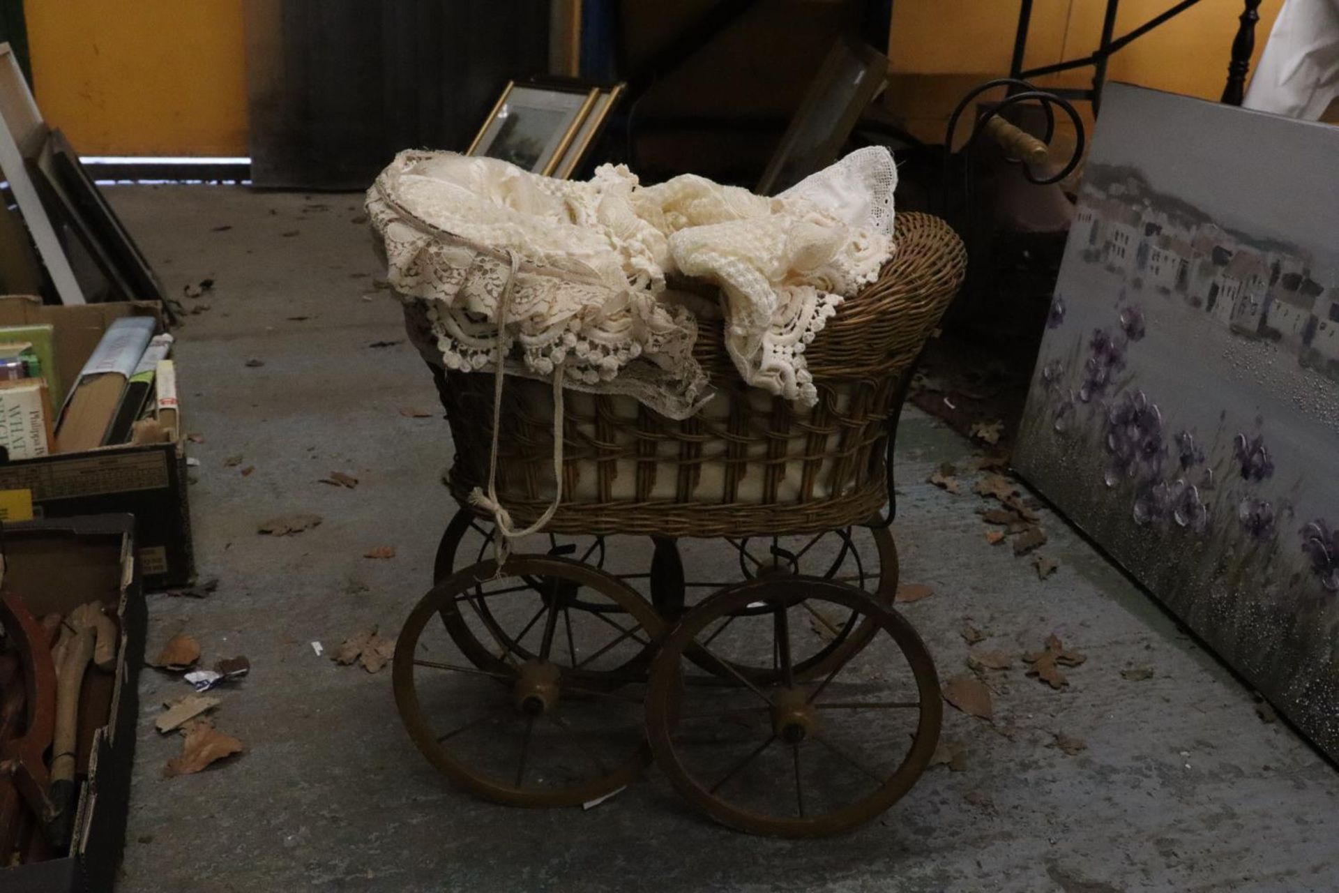 A VICTORIAN CHILD'S PRAM WITH LACE COVERS - Image 3 of 7