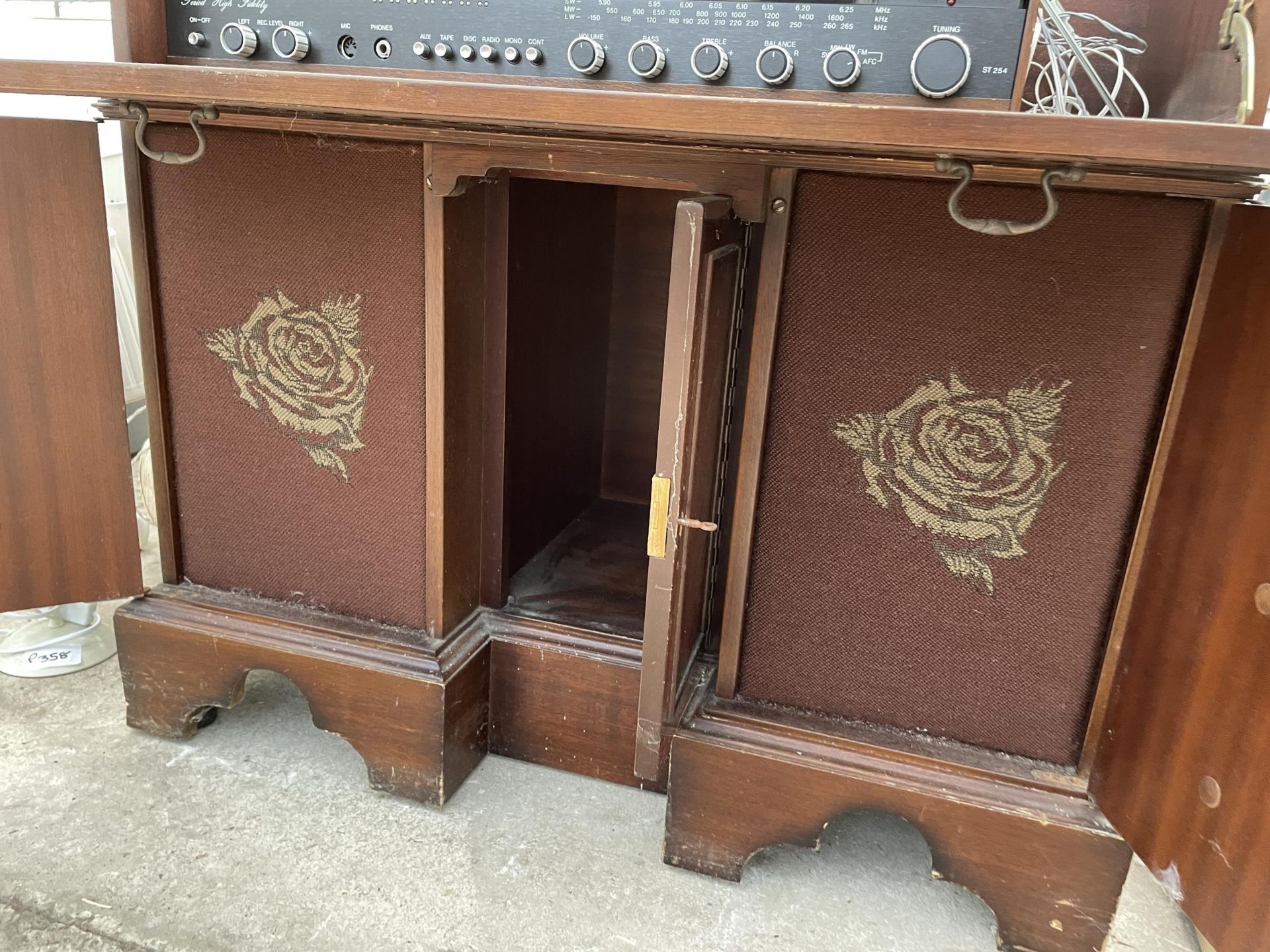 A WOODEN STEREO CABINET WITH SPEAKERS AND A GARRARD RECORD DECK - Image 4 of 4