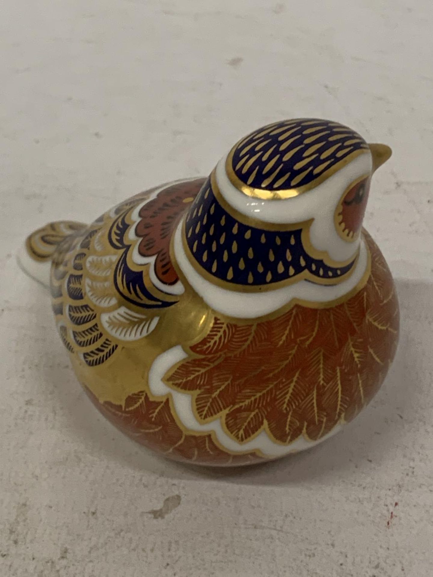 A ROYAL CROWN DERBY CHAFFINCH - Image 2 of 3