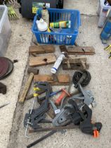 AN ASSORTMENT OF TOOLS TO INCLUDE VINTAGE WOOD PLANES AND CLAMPS ETC