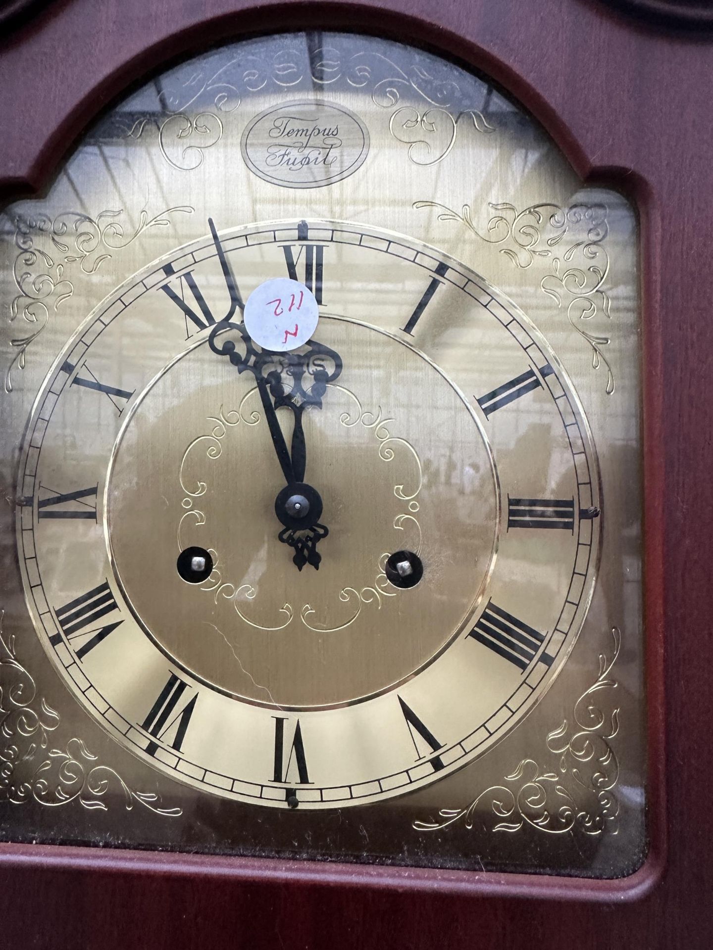 A WOODEN CASED TEMPUS CHIMING WALL CLOCK - Image 2 of 3