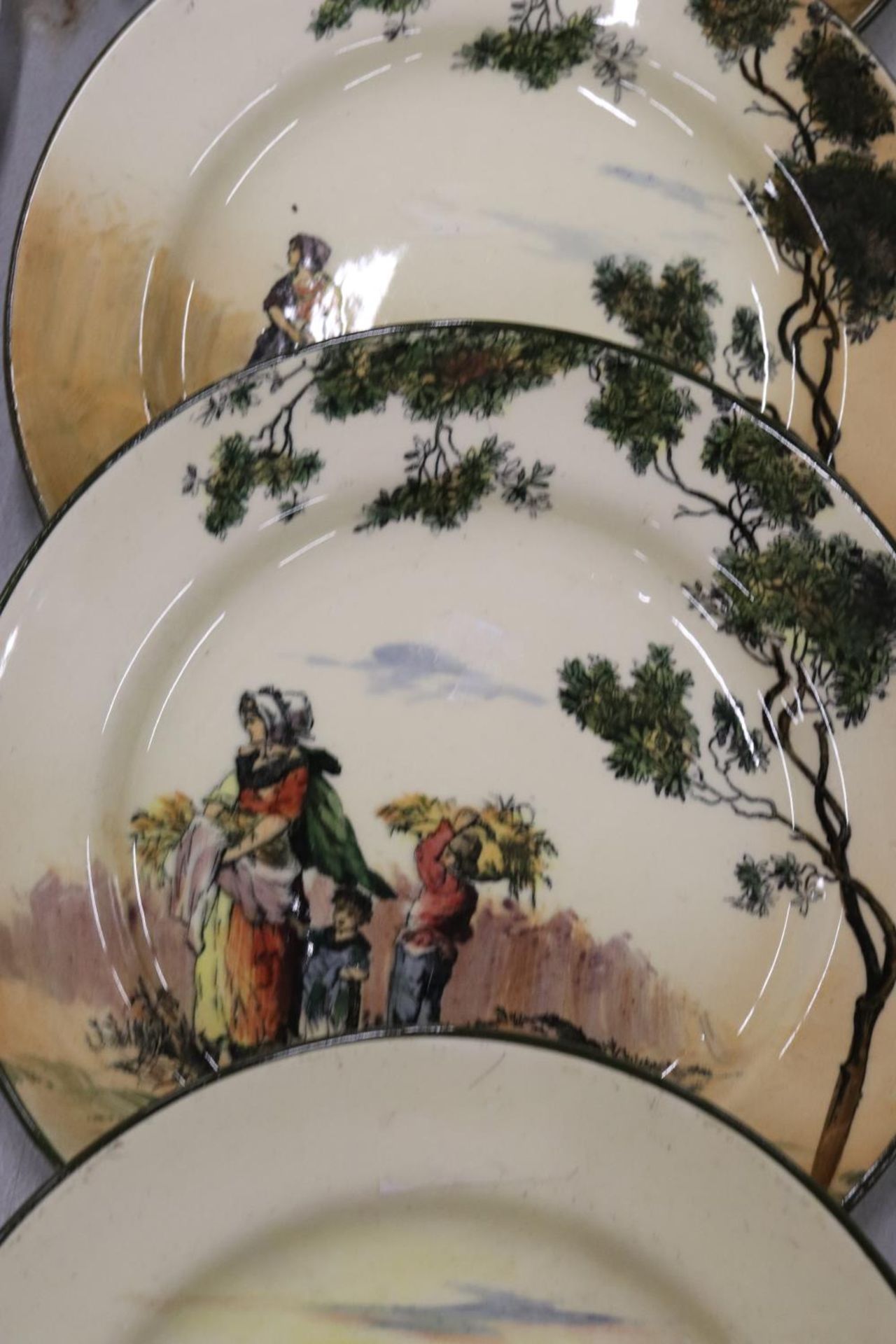 FOUR DOULTON SERIED WARE PLATES AND COFFEEPOT - Image 3 of 7