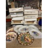 TEN ROYAL WORCESTER AND WEDGWOOD CABINET PLATES WITH BOXES