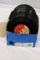 A COLLECTION OF 1960'S AND 70'S VINYL SINGLE RECORDS TO INCLUDE REGGAE, THE SEX PISTOLS, ELVIS