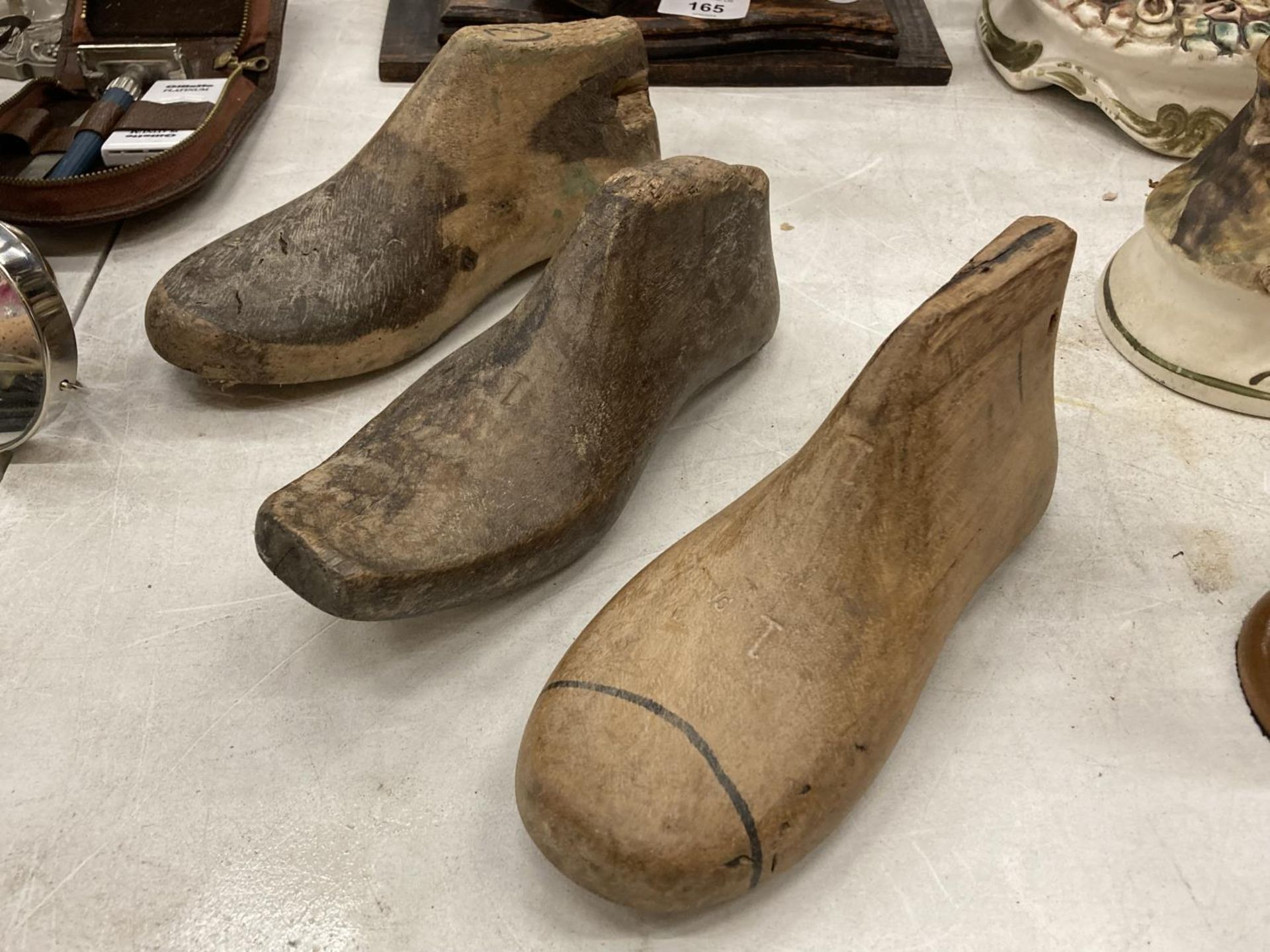 THREE VINTAGE WOODEN COBBLERS SHOE SHAPERS - Image 2 of 3