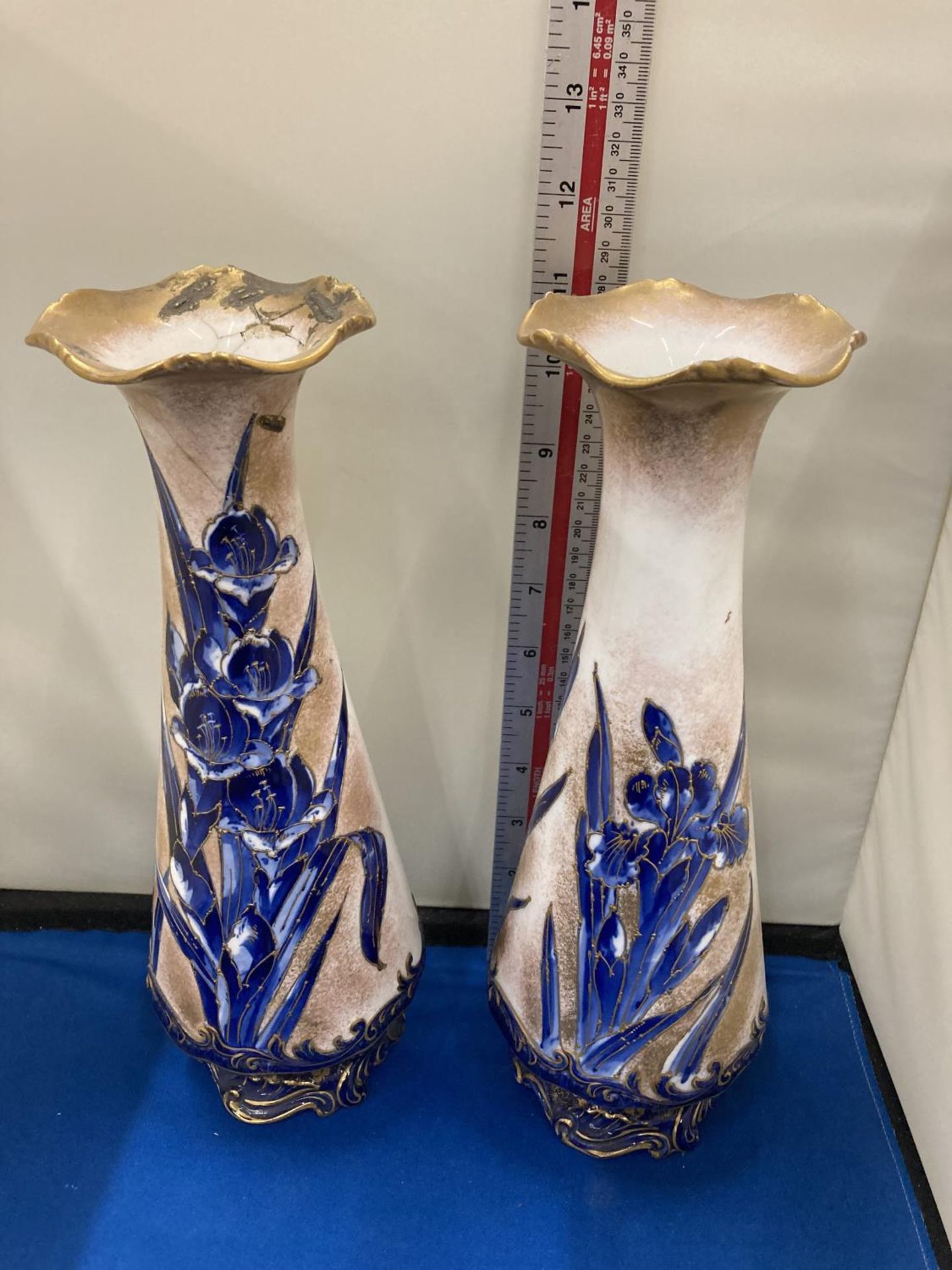 A PAIR OF RARE DOULTON BURSLEM HAND PAINTED BLUE IRIS VASES (ONE A/F) - Image 7 of 7