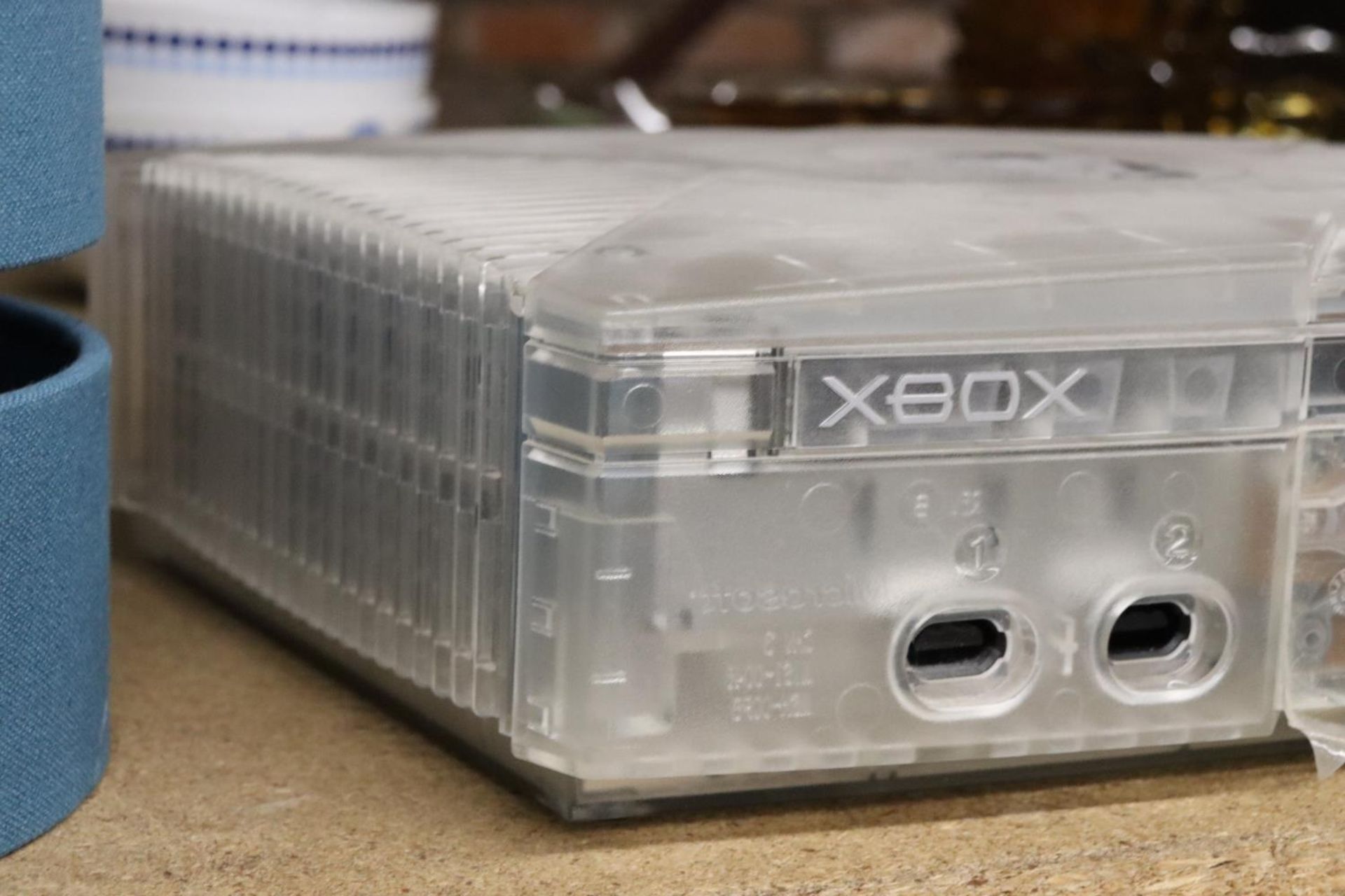 AN ORIGINAL X BOX IN A PERSPEX BOX - Image 4 of 6