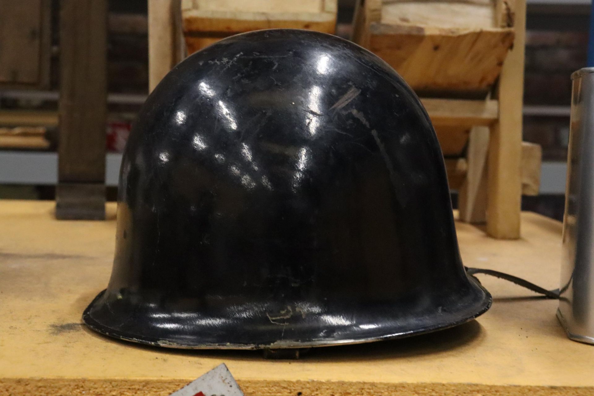 A 1975 FRENCH MP, MARSEILLE, RIOT HELMET - Image 3 of 6