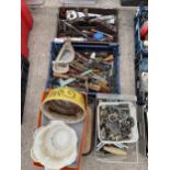 AN ASSORTMENT OF ITEMS TO INCLUDE SCREW DRIVERS, PLANTERS AND BOLTS ETC