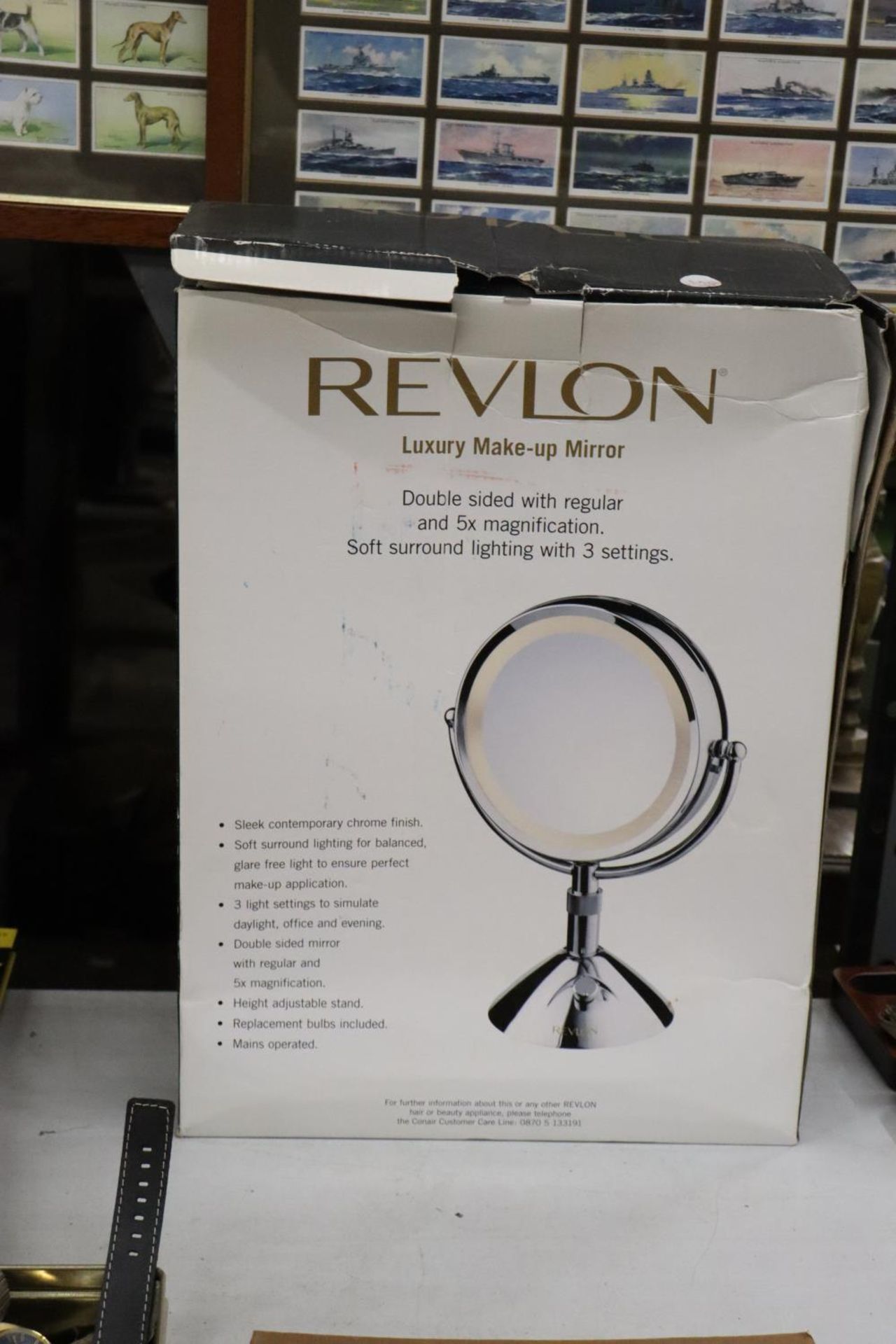 AN AS NEW AND BOXED REVLON LUXURY MAKE UP MIRROR