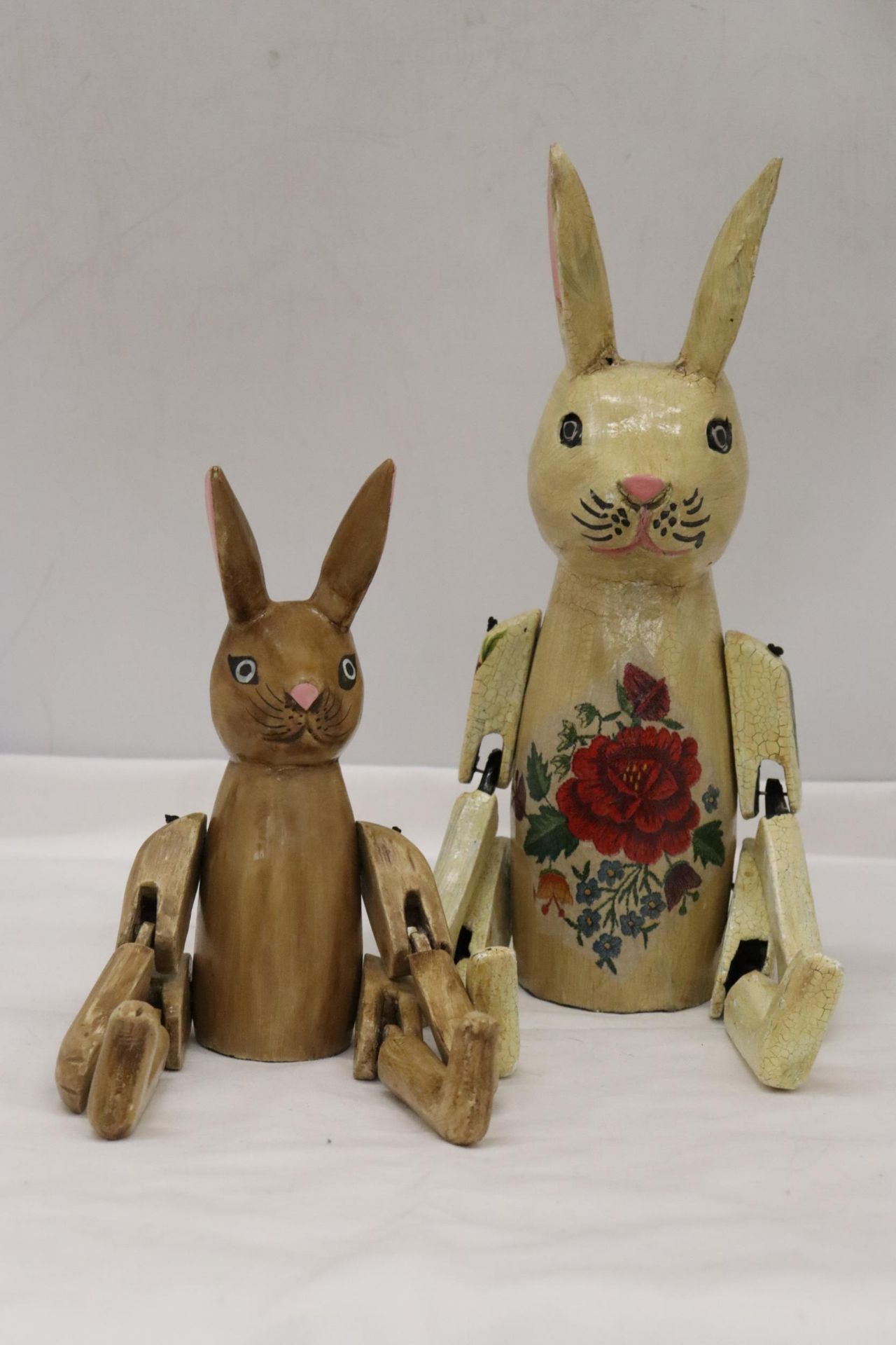 TWO WOODEN SHELF RABBITS - Image 6 of 6