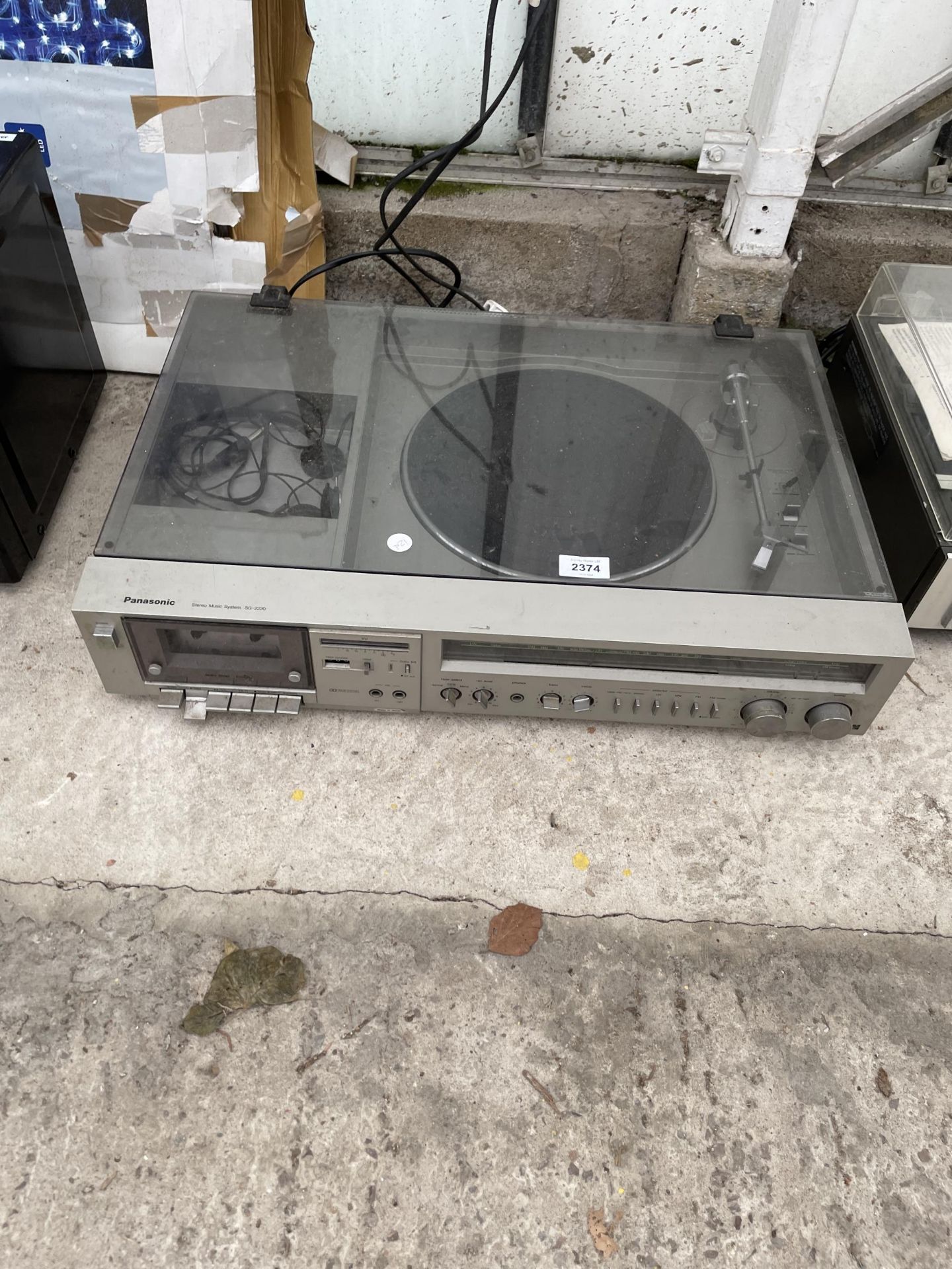 A PANASONIC SG-2220 STEREO MUSIC SYSTEM