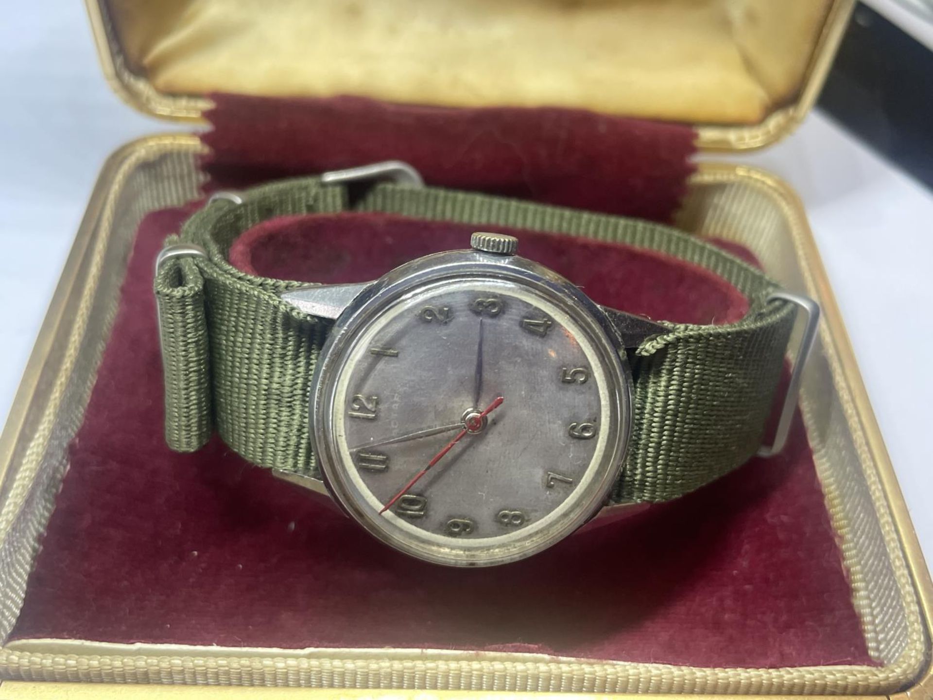 A VINTAGE STANEX MECHANICAL WRIST WATCH SEEN WORKING BUT NO WARRANTY - Image 3 of 3