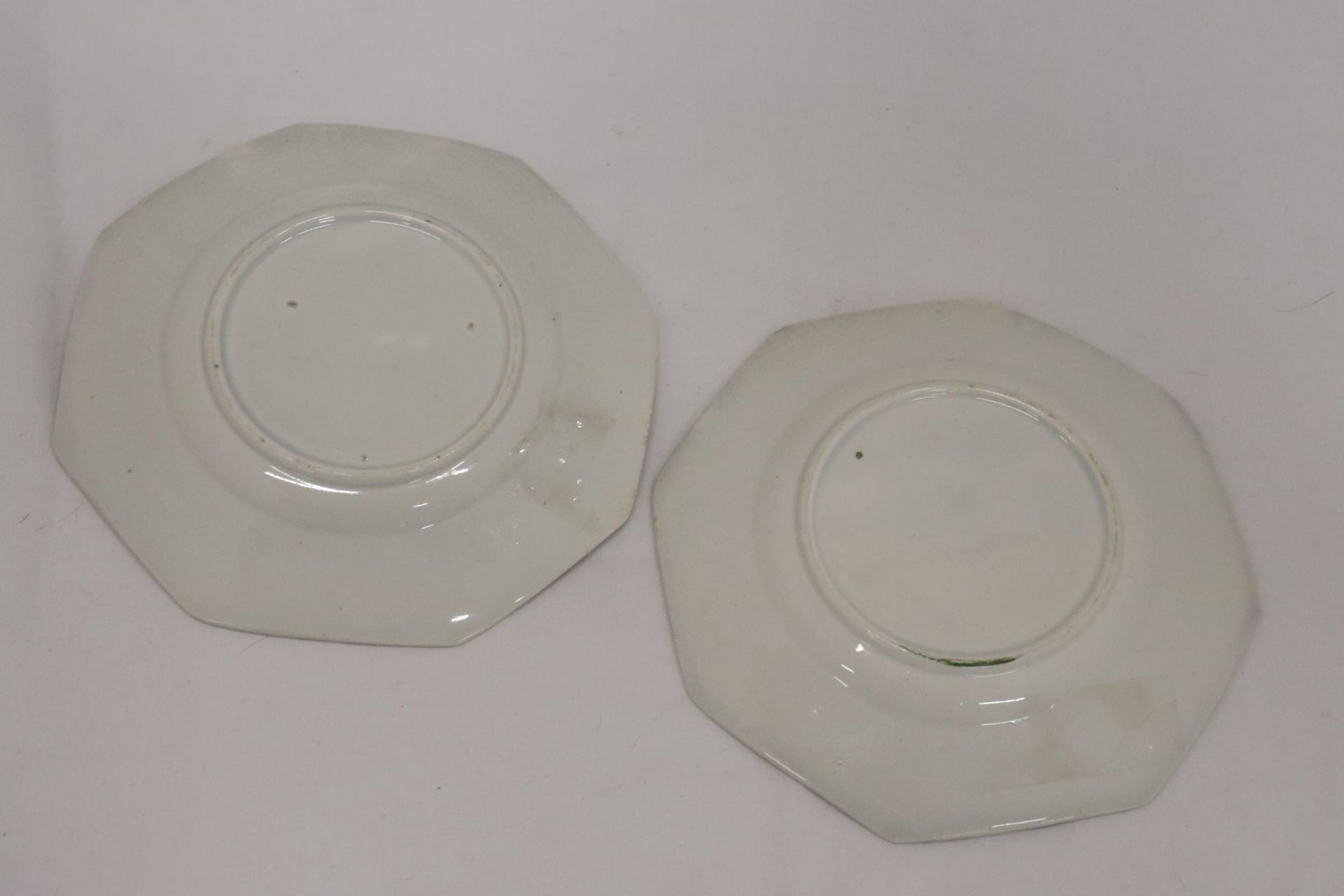 TWO 19TH CENTURY PEARL WARE CHILD'S PLATES - Image 4 of 5