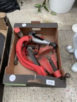 AN ASSORTMENT OF CLAMPS AND PIPE CUTTING TOOLS ETC