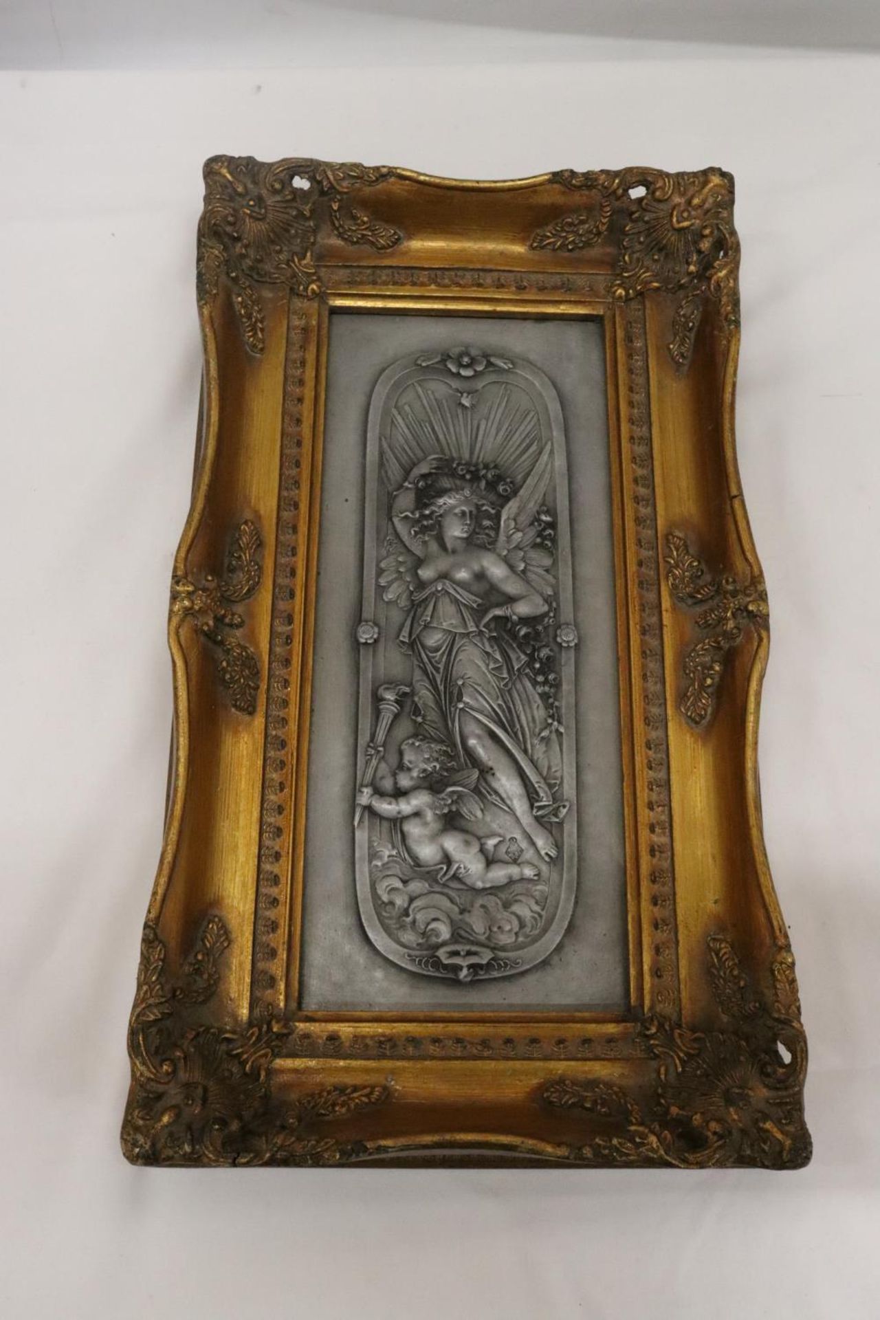 A GILT FRAMED ART NOUVEAU PLAQUE, 24CM X 42CM - Image 2 of 6