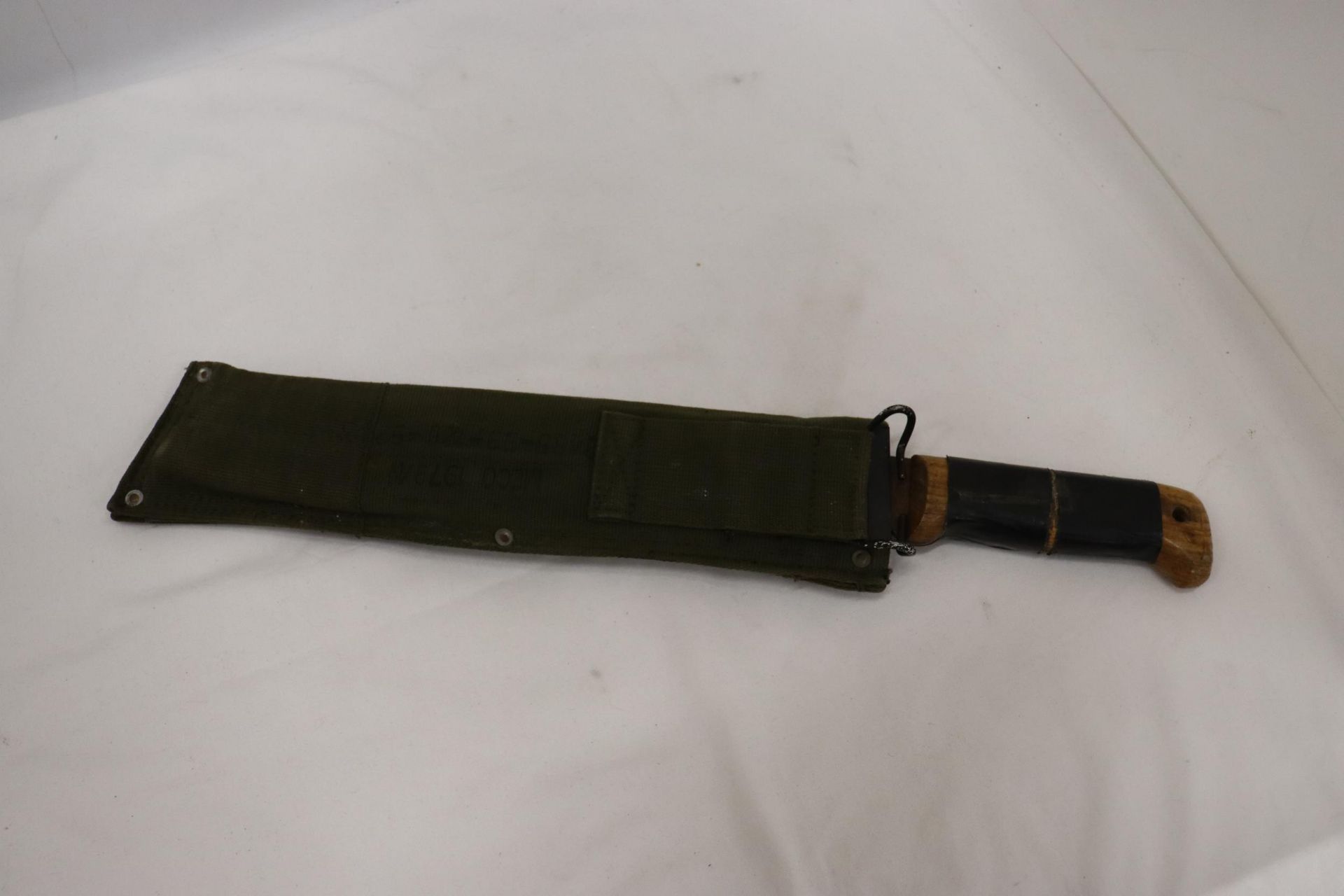 A 'MARTINDALE', BIRMINGHAM, MILITARY KNIFE IN CANVAS SHEATH - Image 6 of 6