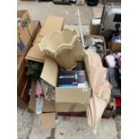 AN ASSORTMENT OF HOUSEHOLD CLEARANCE ITEMS