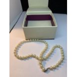 A PEARL NECKLACE WITH A 9 CARAT WHITE GOLD CLASP