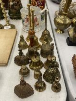 A COLLECTION OF VINTAGE BRASS BELLS - 16 IN TOTAL