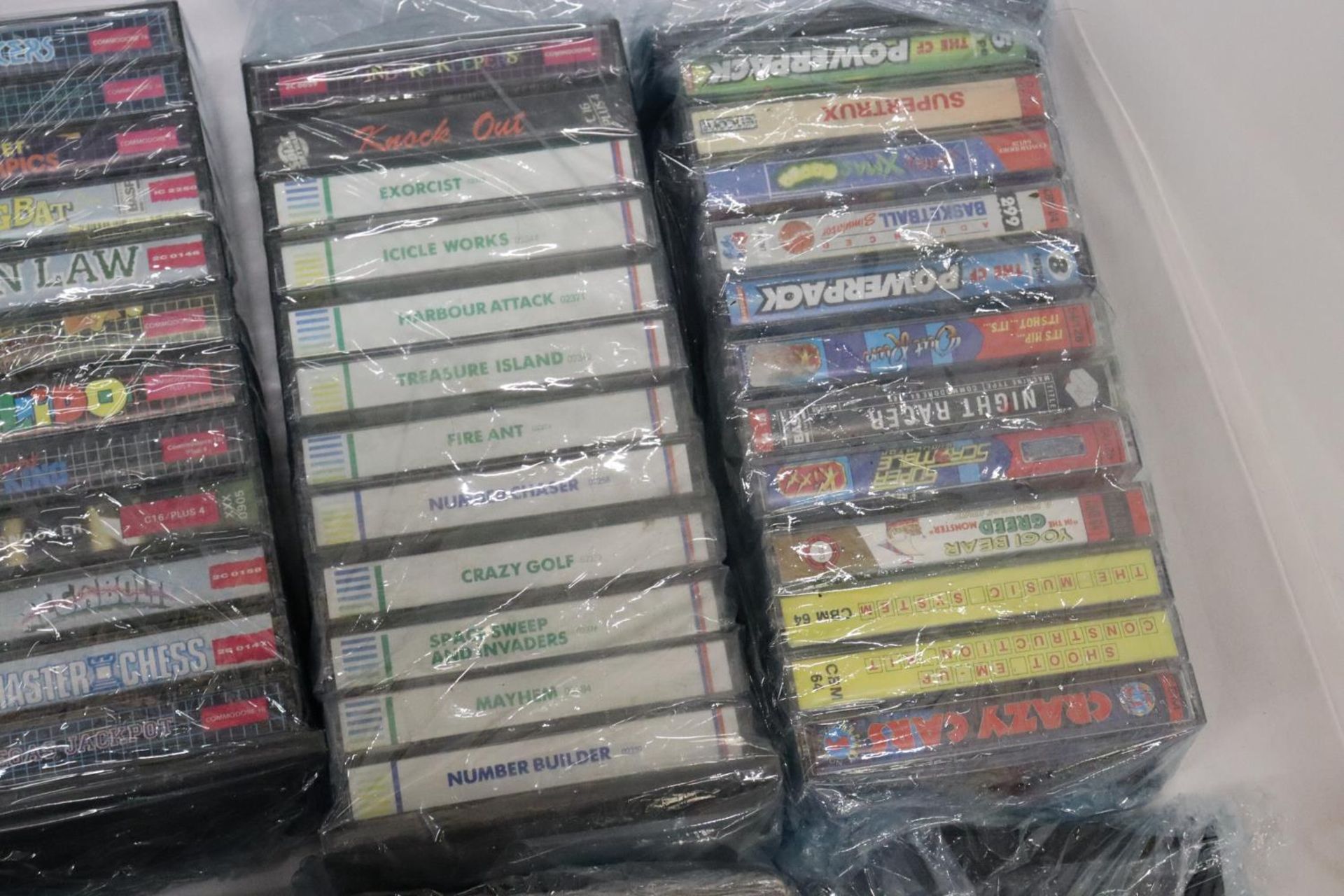 A COMMODORE DATASSETTE 1531 PLUS A LARGE QUANTITY OF COMMODORE 64 GAMES - Image 4 of 8