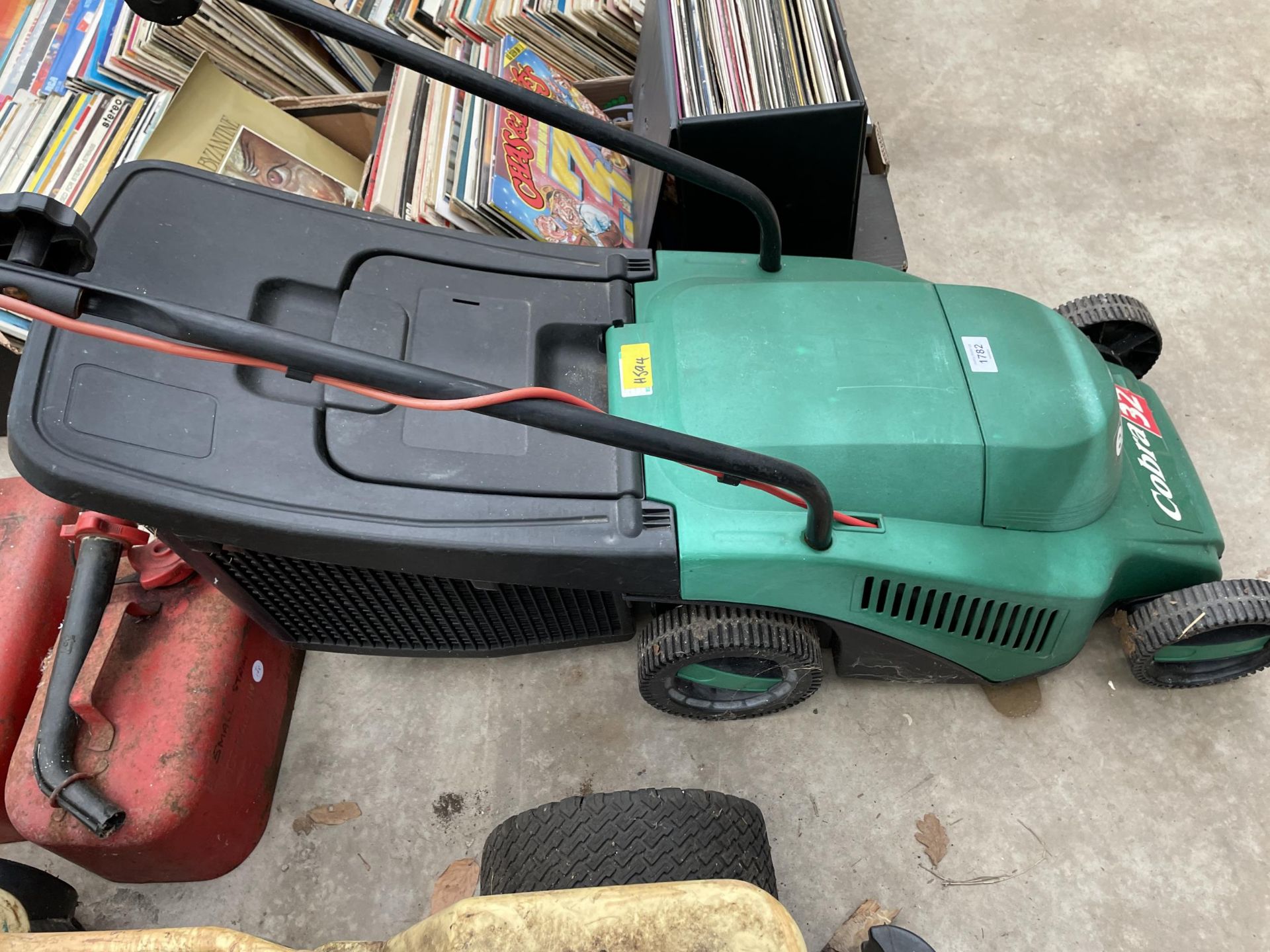AN ELECTRIC QUALCAST COBRA LAWN MOWER WITH GRASS BOX - Image 2 of 2