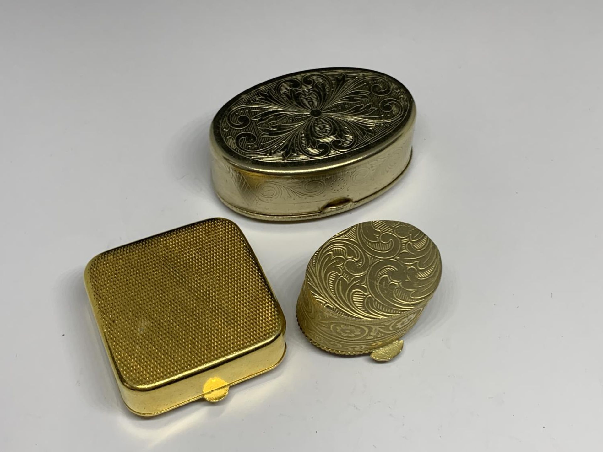 THREE DECORATIVE PILL BOXES - Image 2 of 2