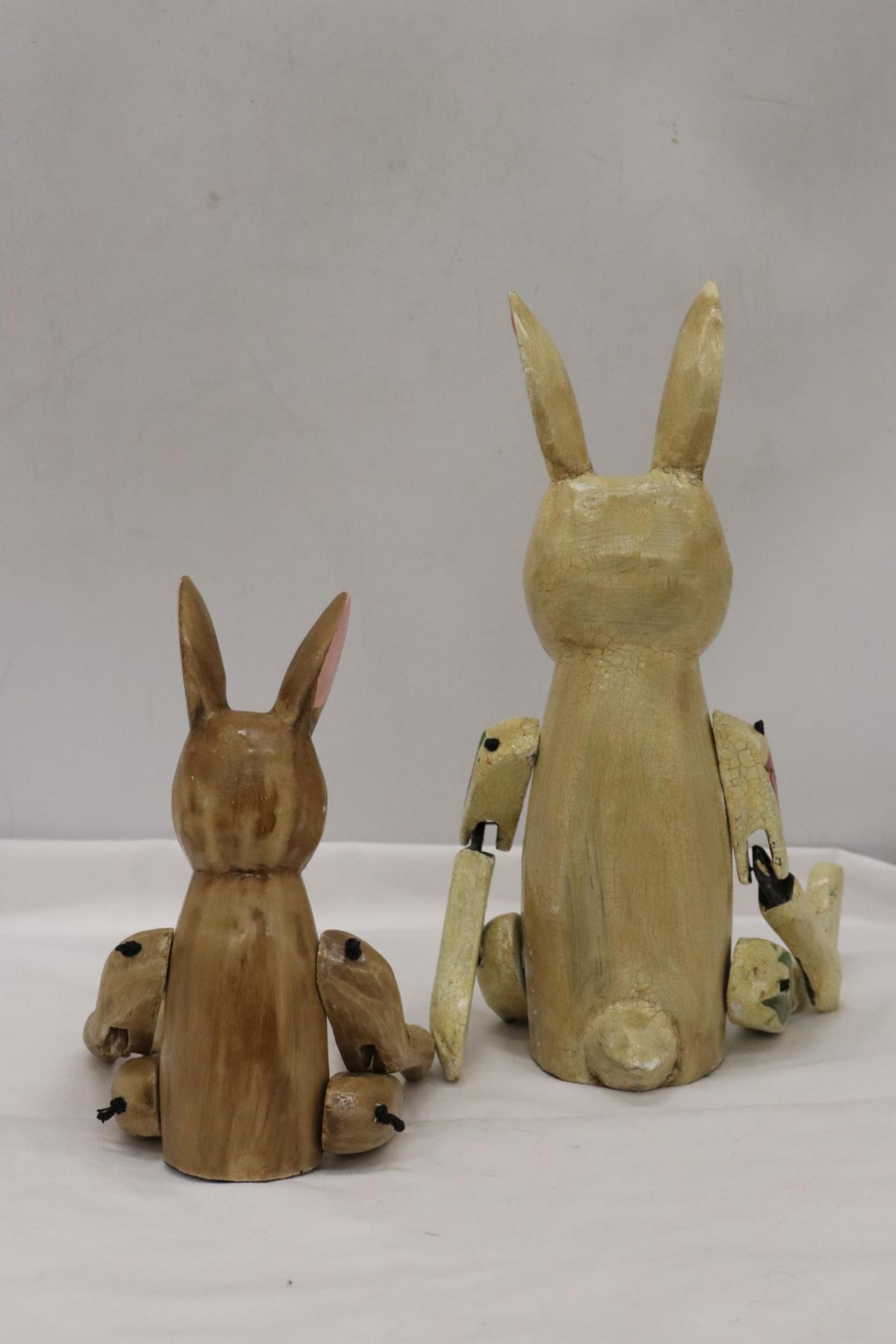 TWO WOODEN SHELF RABBITS - Image 3 of 6