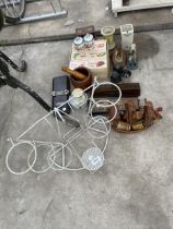 AN ASSORTMENT OF ITEMS TO INCLUDE A FLOWER PRESS, A PESTEL AND MORTOR ETC