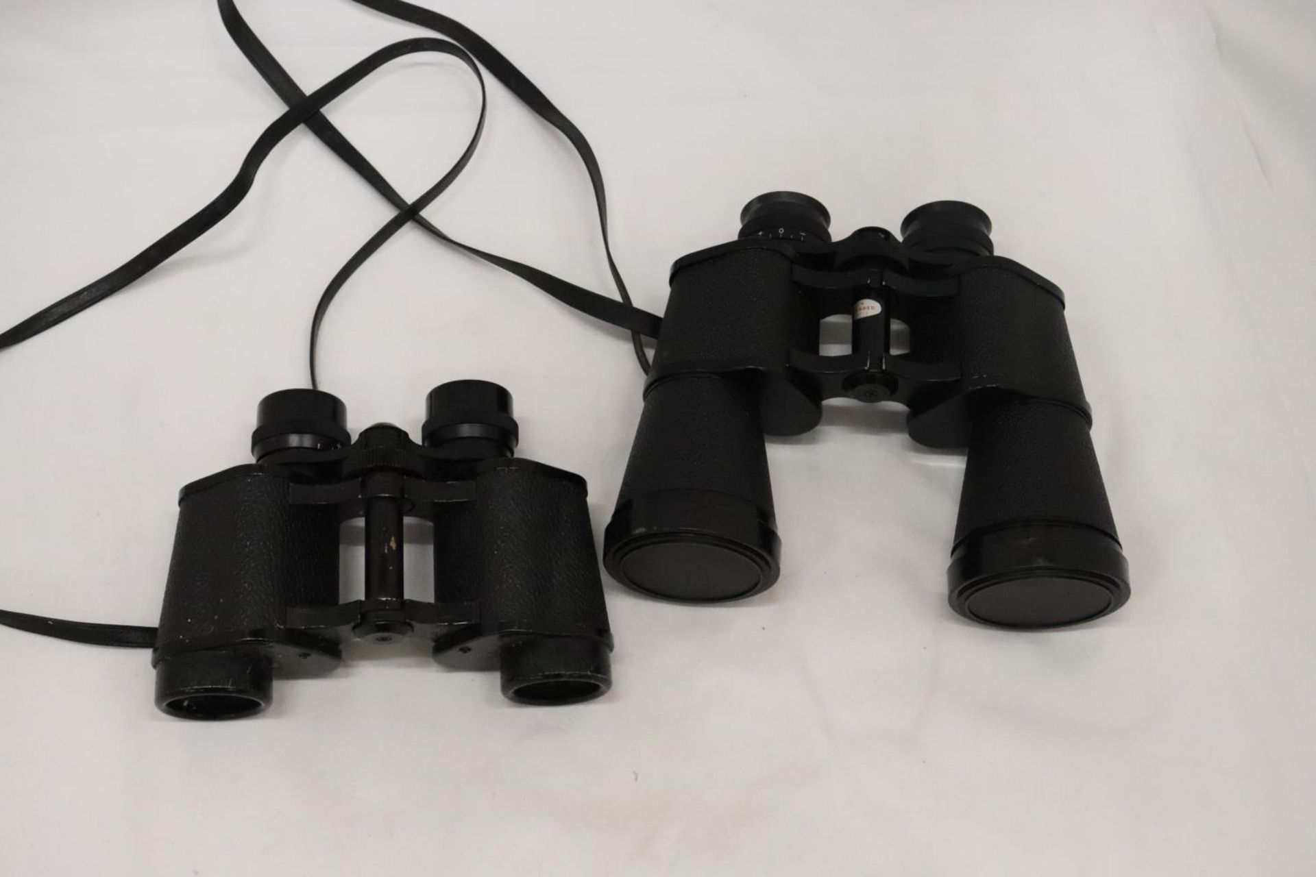 TWO PAIRS OF BINOCULARS SUPER ZENITH 20 X 50 AND FIELD GLASSES 8 X30 - Image 5 of 6