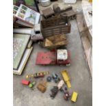AN ASSORTMENT OF VINTAGE TIN PLATE ITEMS TO INCLUDE TRIANG TRUCKS AND ANIMAL FIGURES ETC