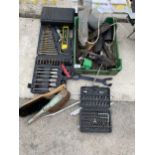AN ASSORTMENT OF TOOLS TO INCLUDE DRILL BIT SETS AND A WOOD PLANE ETC