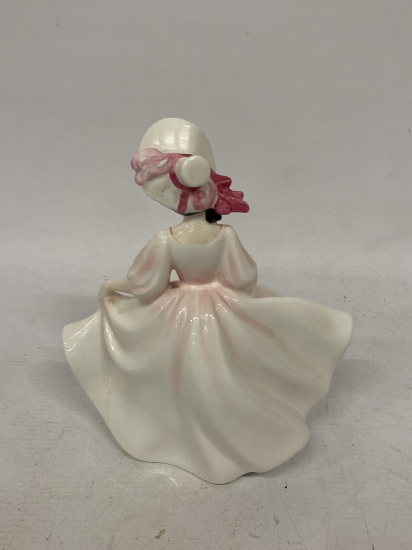 A ROYAL DOULTON FIGURE SUNDAY BEST MODELLED BY PEGGY DAVIES HN2698 - Image 2 of 3