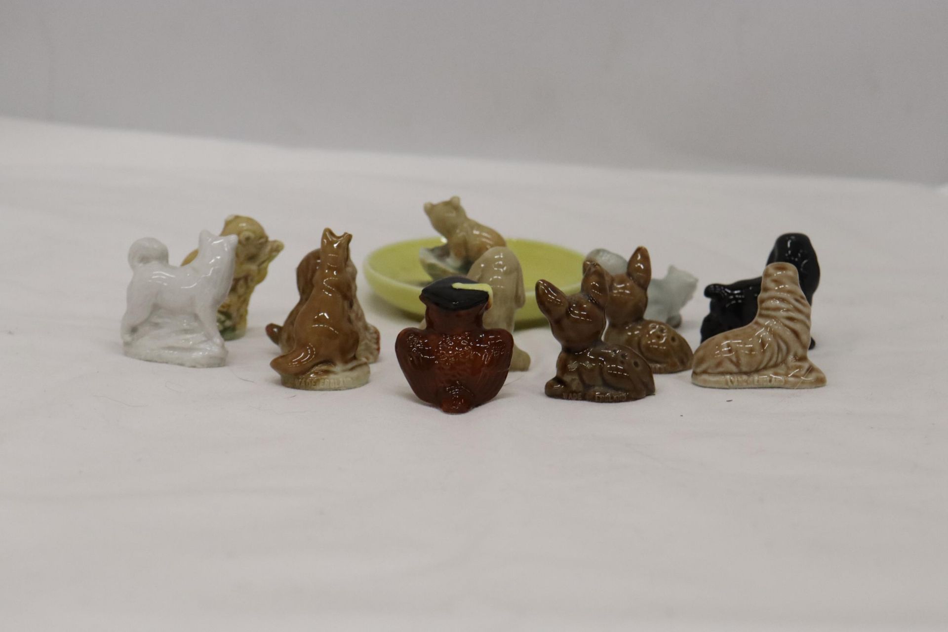 A QUANTITY OF WADE WHIMSIES - Image 7 of 7