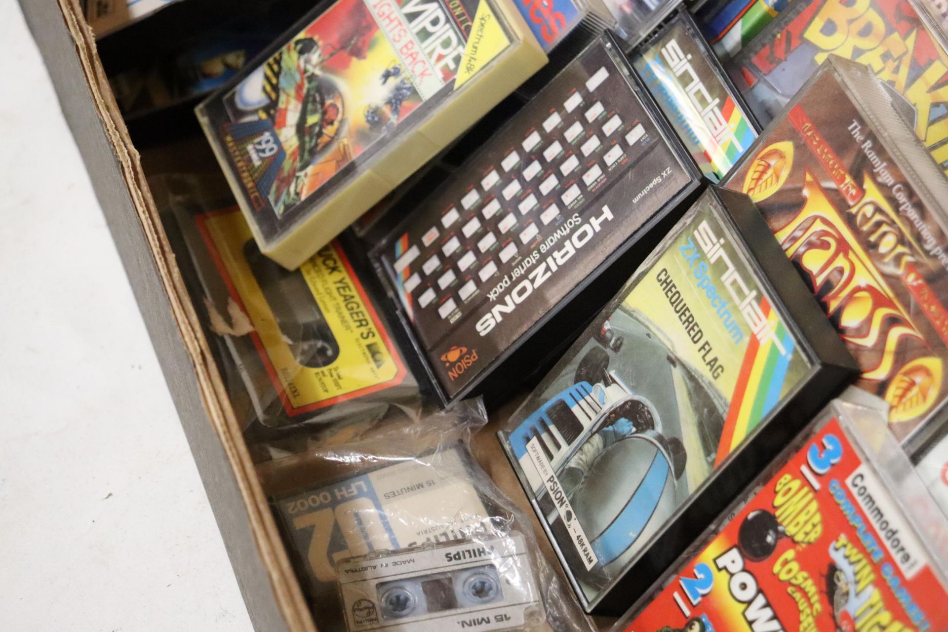 A LARGE QUANTITY OF COMPUTER GAMES TO INCLUDE SINCLAIR ZX SPECTRUM, COMMODORE 64/128. ETC., - Image 10 of 10