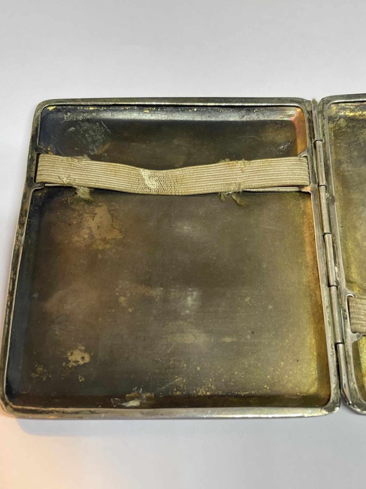 A MARKED 835 SILVER CIGARETTE CASE - Image 4 of 4