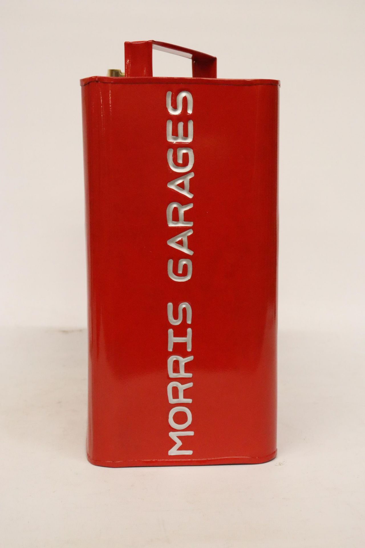 A RED MG PETROL CAN - Image 2 of 6