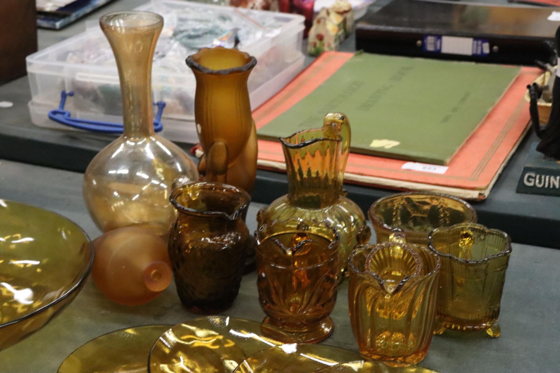 A QUANTITY OF AMBER COLOURED GLASS TO INCLUDE VASES, PLATES, JUGS, ETC., - Image 5 of 11