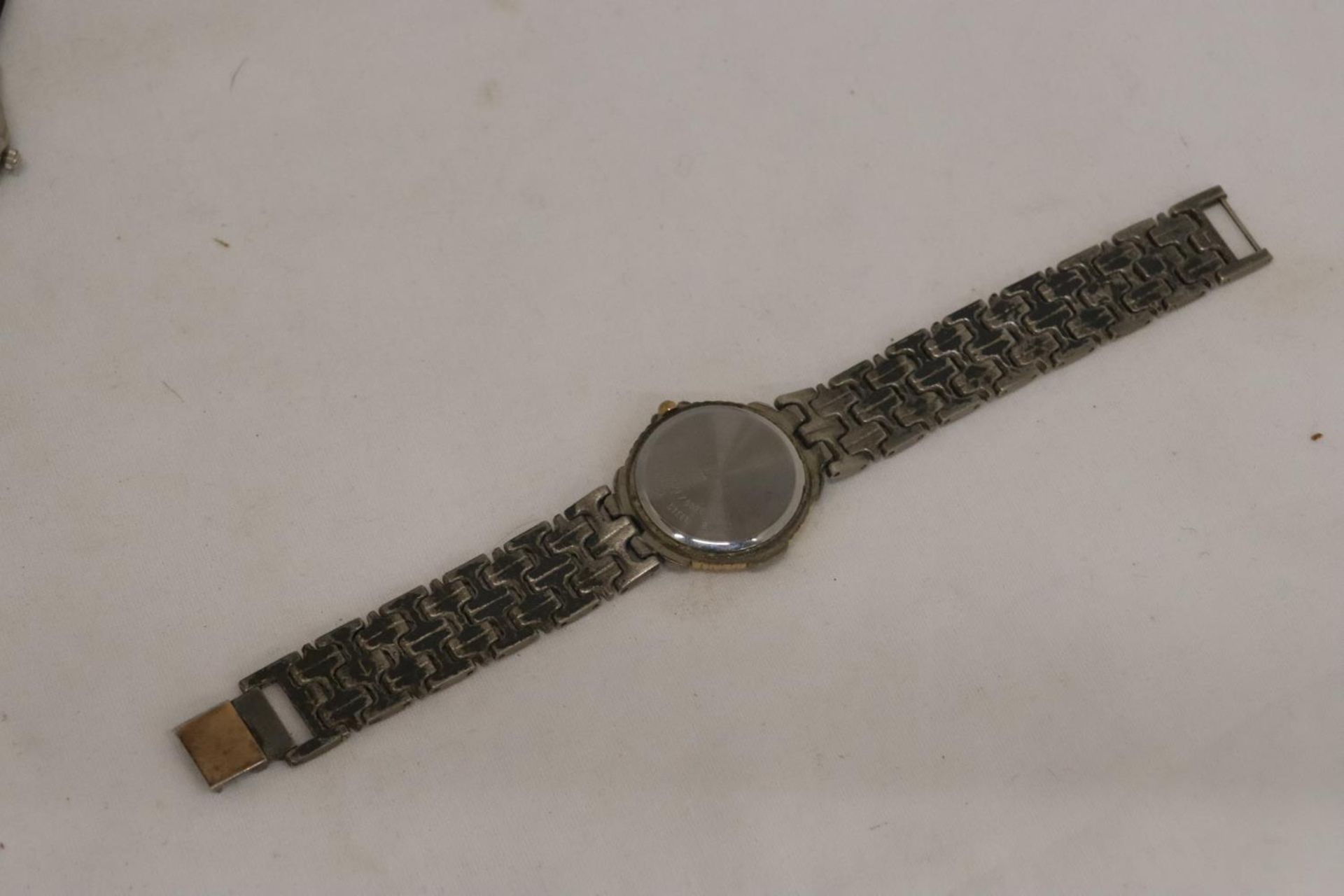 TWO WRISTWATCHES TO INCLUDE A LIMIT AND YESS - Image 4 of 6